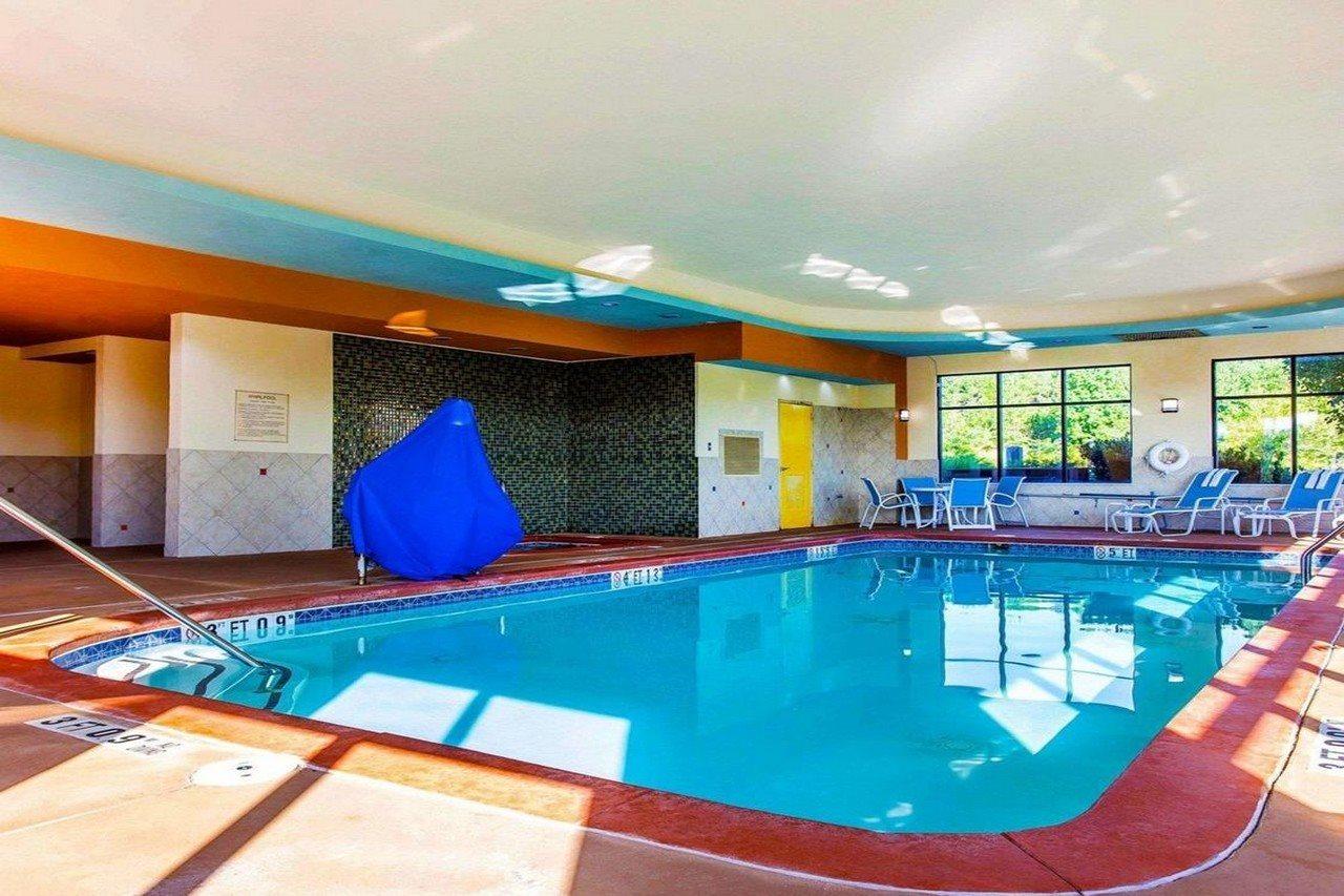 Comfort Suites Stockbridge Atlanta South Екстериор снимка