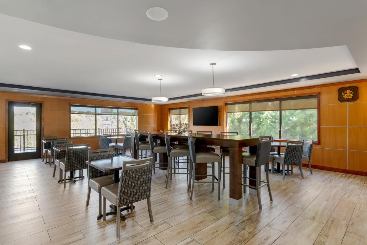 Comfort Suites Stockbridge Atlanta South Екстериор снимка