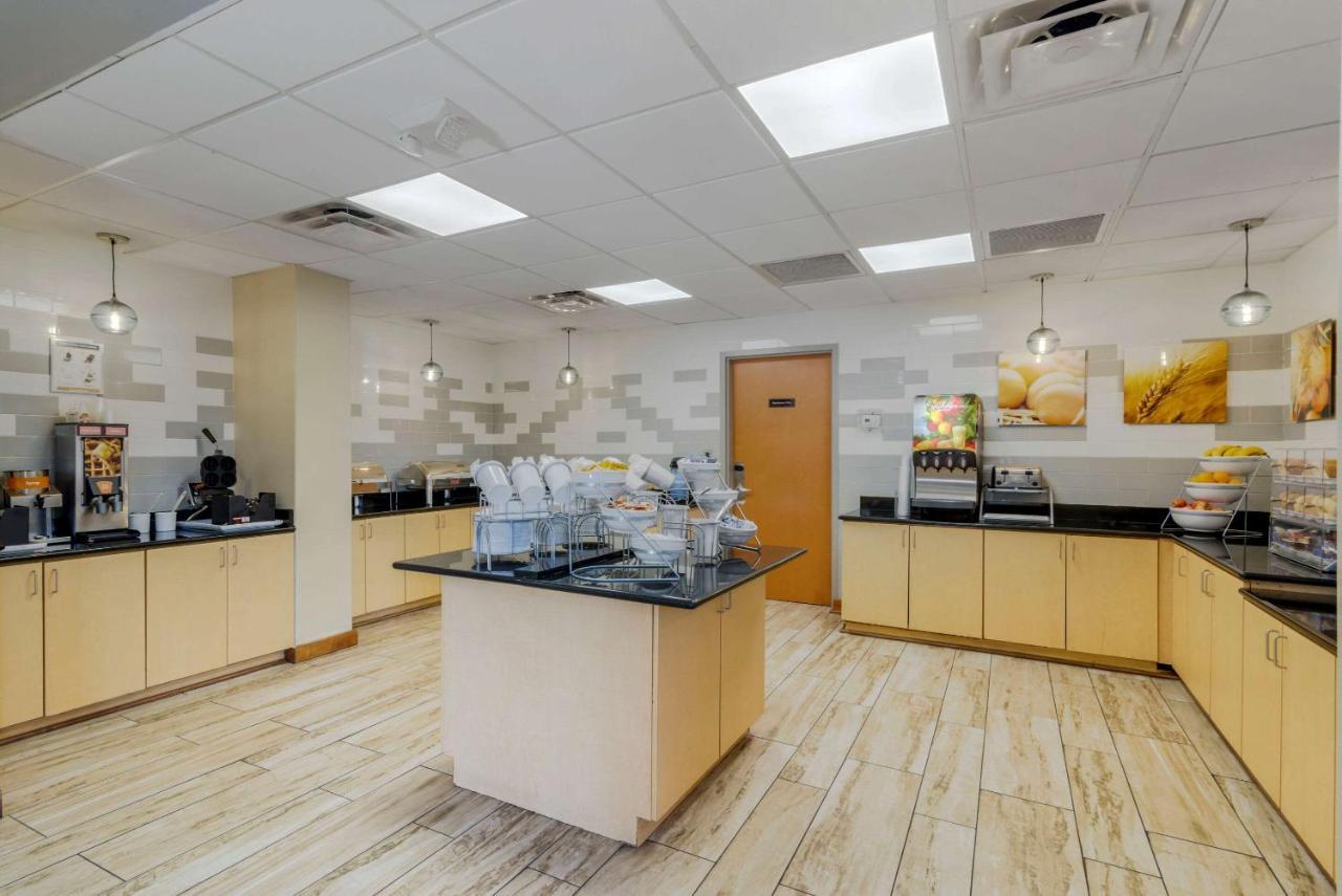 Comfort Suites Stockbridge Atlanta South Екстериор снимка