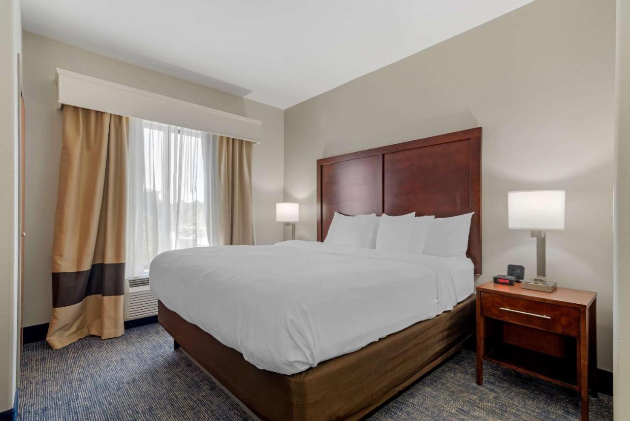 Comfort Suites Stockbridge Atlanta South Екстериор снимка