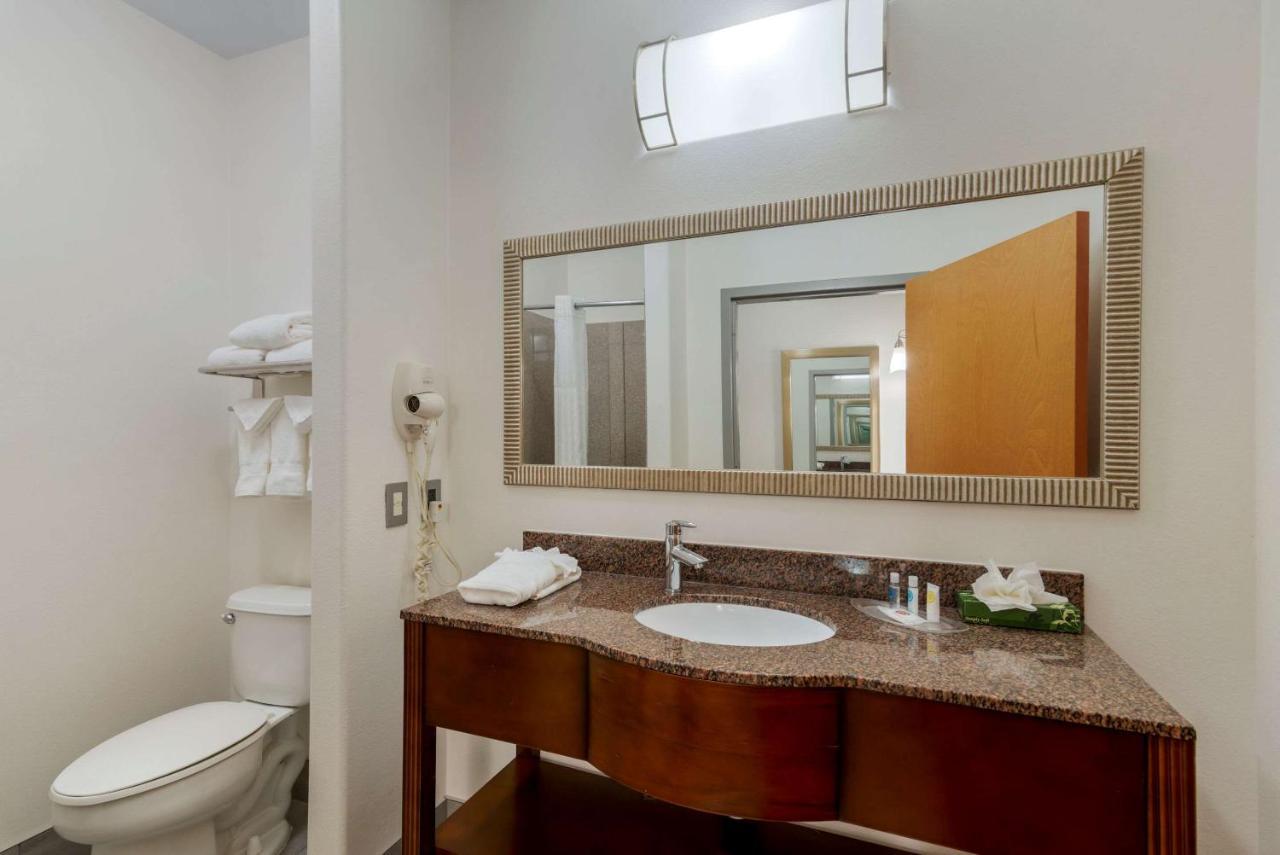 Comfort Suites Stockbridge Atlanta South Екстериор снимка