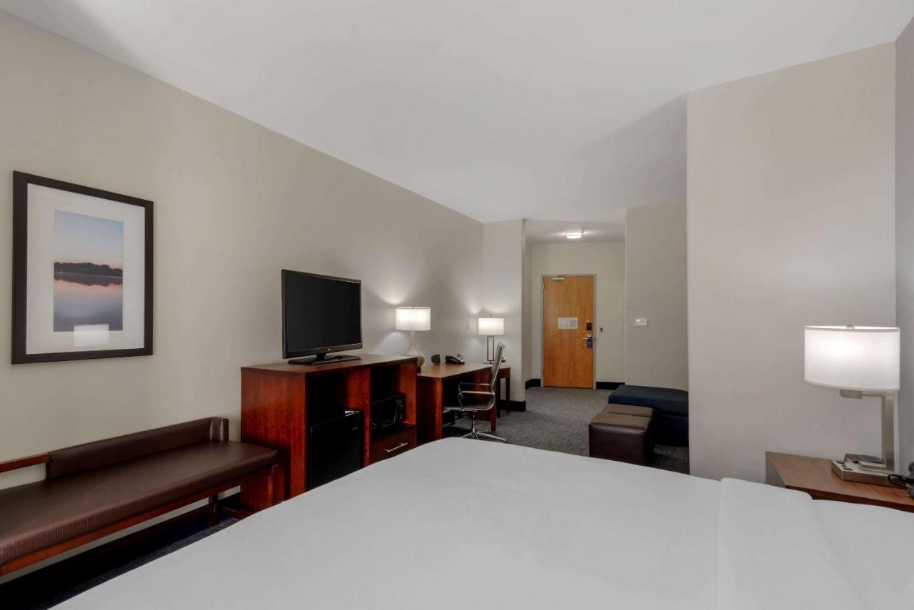 Comfort Suites Stockbridge Atlanta South Екстериор снимка