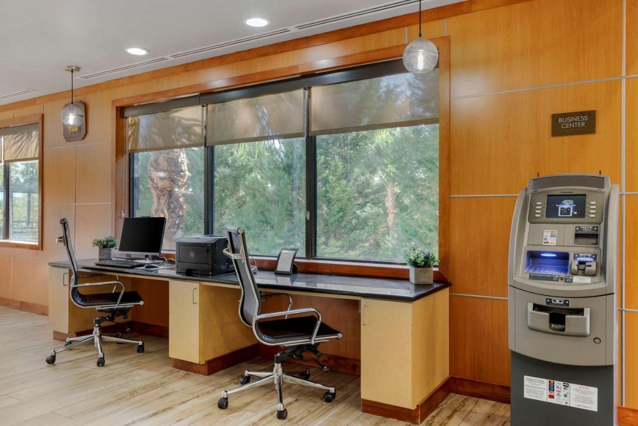 Comfort Suites Stockbridge Atlanta South Екстериор снимка