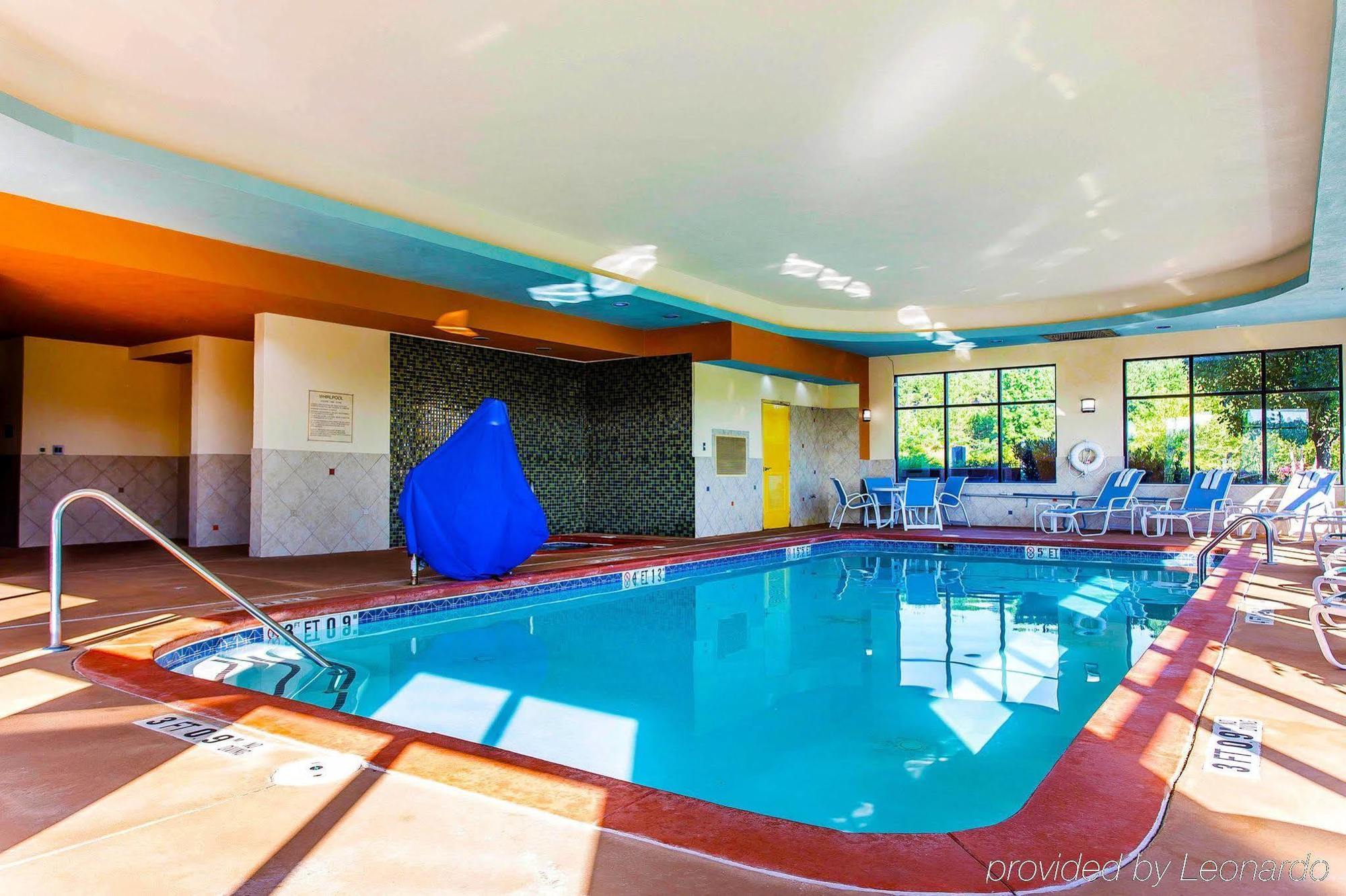 Comfort Suites Stockbridge Atlanta South Екстериор снимка